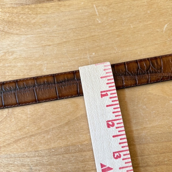 LEATHER BELT WOMENS BROWN CROC EMBOSSED WESTERN BOHO VTG INSPIRED INTRICATE - Picture 9 of 11